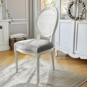 - Ontdek de comfortabele en stijlvolle "Danube" stoel van Meubels